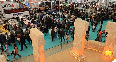 Şanlıurfa Kitap Fuarını, binlerce kitapsever ziyaret etti