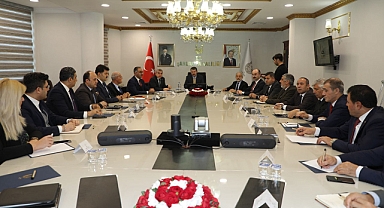 Şanlıurfa Valiliği'nde 2023 değerlendirme toplantısı yapıldı