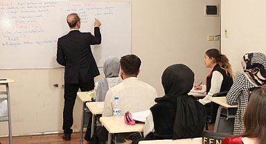 Şanlıurfalı gençlerin hedefleri ayrı olsa da amaçları ortak