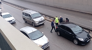 Uçaksavar kavşağında trafik kazası 