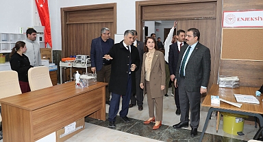 Başkan Canpolat ve vekil Açanal Haliliye semt polikliniğini inceledi 