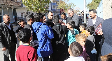 Başkan Kuş, sokak sokak gezerek vatandaşlarla buluştu