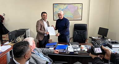 CHP Haliliye'de Başkan Alagöz mazbatayı aldı