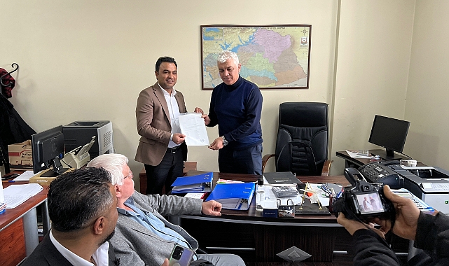 CHP Haliliye'de Başkan Alagöz mazbatayı aldı