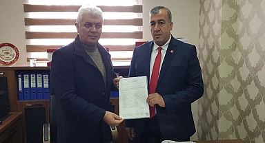 CHP Şanlıurfa İl Yönetimi mazbatasını alarak göreve başladı
