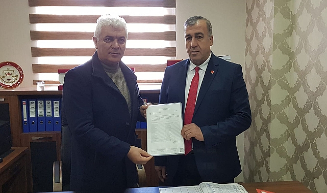 CHP Şanlıurfa İl Yönetimi mazbatasını alarak göreve başladı