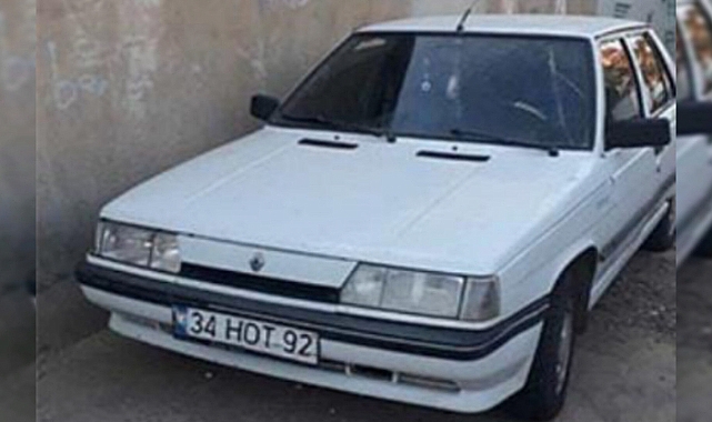 Evin önünde park edilen araç çalındı