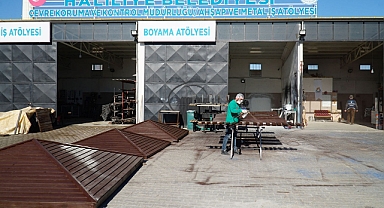Haliliye Belediyesi atölyeleri ile üretmeye devam ediyor