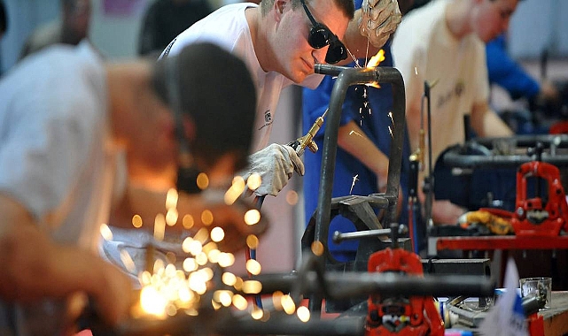 MEB açıkladı! Meslek liselerinden tarihi rekor