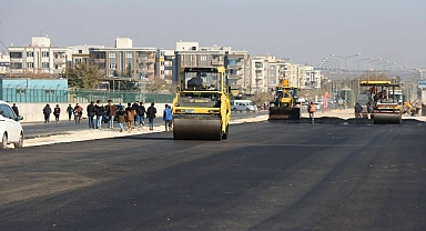 Şanlıurfa Büyükşehir Belediyesi’nden konforlu yol ağı