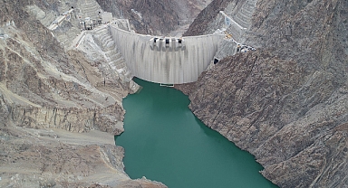 Türkiye’nin en yüksek Barajı'nda ilk su tahliyesi gerçekleşti