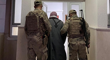 Urfa'da akrabasını öldürmekten aranan şahıs yakalandı