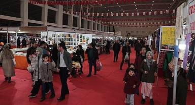 Urfa’da yöresel ürünler ve hediyelik eşya fuarı sona erdi