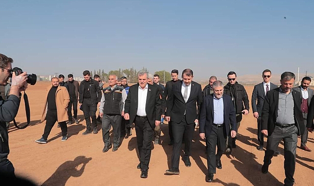 Bakan Nebati, Urfa'da yapılacak olan konteyner kentte incelemelerde bulundu