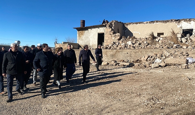 Başkan Canpolat depremden etkilenen kırsal mahalleleri ziyaret etti