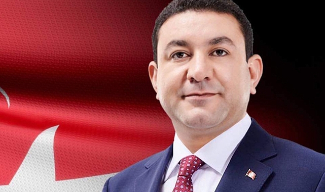 Başkan Özyavuz, depremzedelere 500 bin TL bağışladı