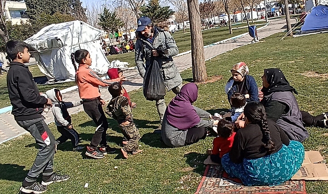 Eyyübiye Belediyesi depremzede çocukların yüzünü güldürüyor