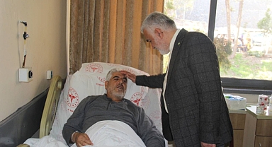 Genel Başkan Yapıcıoğlu, Urfa'da depremzedeleri ziyaret etti