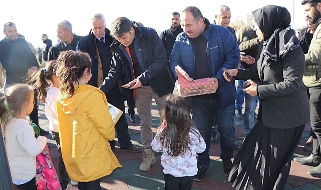 Kaymakam Çengel ve Başkan Ekinci, depremzedelerle buluştu