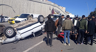 Şanlıurfa’da araç takla attı! Yaralılar var