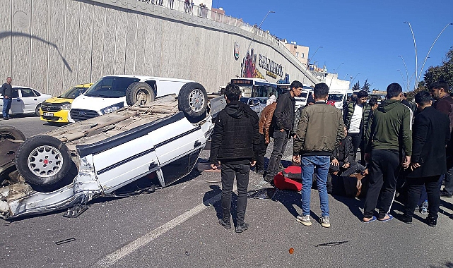 Şanlıurfa’da araç takla attı! Yaralılar var