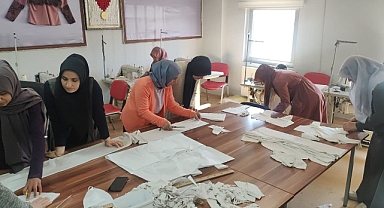 Şanlıurfalı kadınlar Adıyaman’a desteğini sürdürüyor