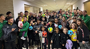 Şanlıurfaspor, depremzede çocuklarla buluştu