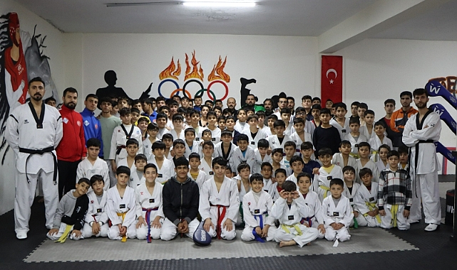 Urfa'da öğrenciler ara tatili sporla geçirdi