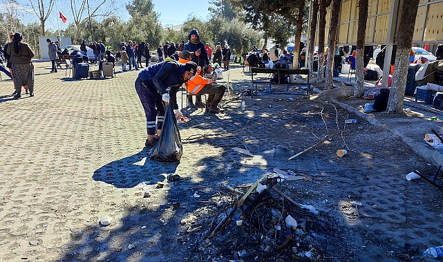 Viranşehir Belediyesi temizlik ekibi Adıyaman’da