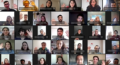 Anadolu Vakfı’ndan bursiyerlerine deprem psikolojisi eğitimi 