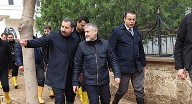 Bakan Nebati Karaköprü'de temizlik çalışmalarını inceledi