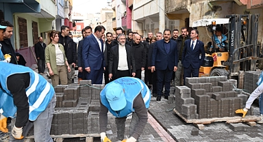 Bakan Nebati ve Vali Ayhan sel bölgesinde incelemede bulundu