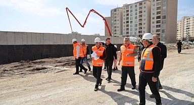 Başkan Beyazgül, Seyrantepe'deki su deposu inşaatını inceledi