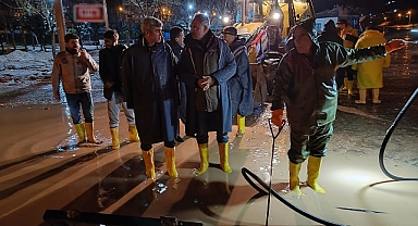 Başkan Kuş ve ekibi 24 saat sahada