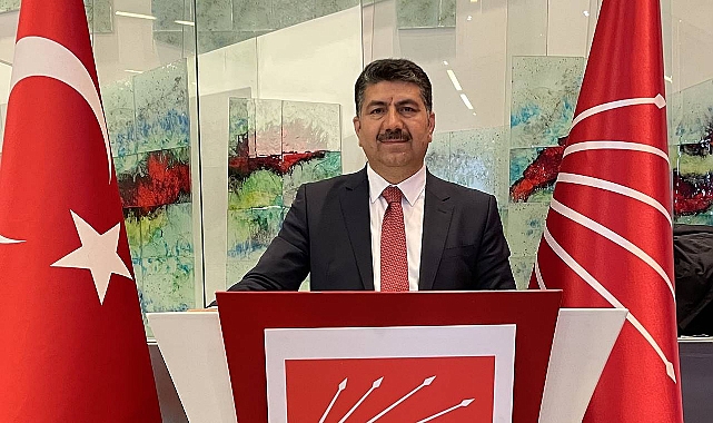 Gazeteci Celal Çiftçi, CHP'den aday adaylığı başvurusunu yaptı