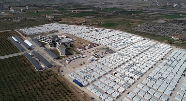 Geçici konaklama merkezine kaç depremzede yerleştirildi?