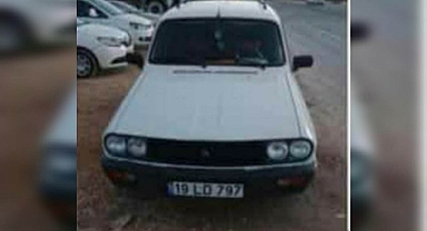 Hastane bahçesine park ettiği aracı çalındı