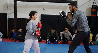 Karaköprü’de çocuklar sporla gelişiyor