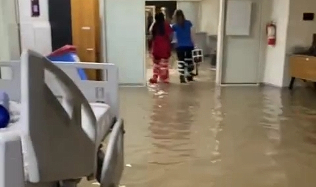 Urfa'da bir hastanede skandal görüntüler! Göle döndü