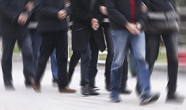 Urfa'da HDP ve DBP ilçe eş başkanları tutuklandı