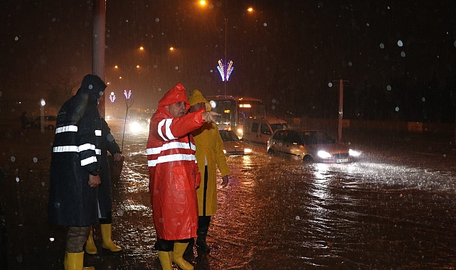 Urfa'da kısa süreliğine kapanan yollar trafiğe açıldı