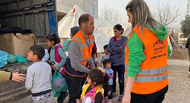 Urfalı kadınlar ürettikleri bez bebekleri Adıyaman’a gönderdi