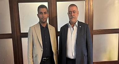 Aday adayı Tüysüz: Adaylığını para karşılığı satan partiden işim olmaz