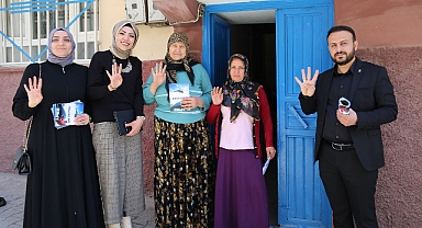 AK Parti Haliliye İlçe Başkanlığından ‘Çat Kapı’ programı 