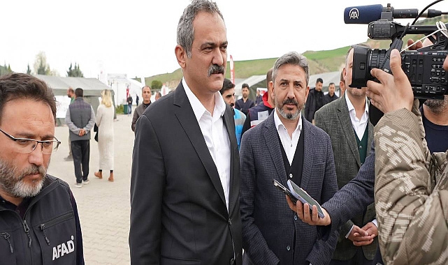 Bakan Özer: 20 binin üzerinde öğrencimiz geri döndü