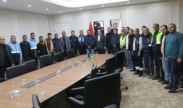 Başkan Ekinci’den bayram öncesi çalışanlarına müjde   