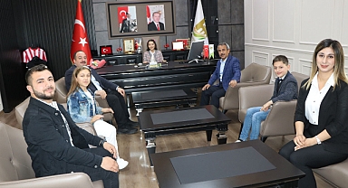 Başkan Ekinci, koltuğunu Elif’e devretti