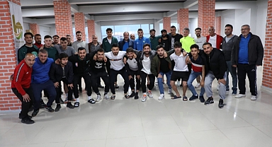 Başkan Ekinci, Viranşehir Belediyespor'a başarılar diledi 