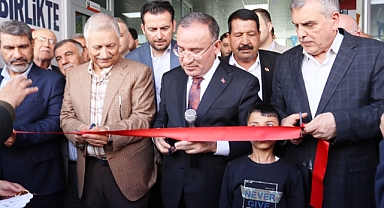 Binlerce vatandaşın katıldığı AK Parti Birecik seçim bürosu açıldı 