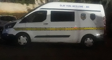 Depremde eşini ve çocuğunu kaybetmişti! Kızını da vurarak intihar etti